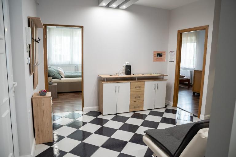 Orchidea apartman - B&B Makó