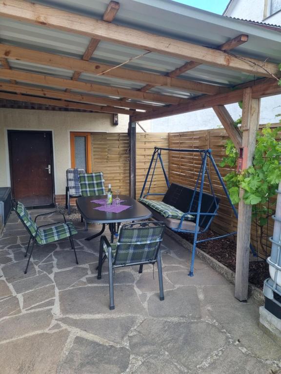 Ferienwohnung Tom - B&B Schnaittenbach