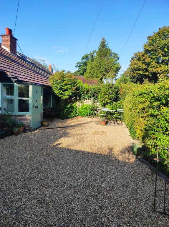 Cosy 1 bed cottage nr Lymington - B&B Everton