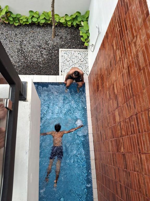 Villa Aleena dg private pool VL4 - B&B Malang