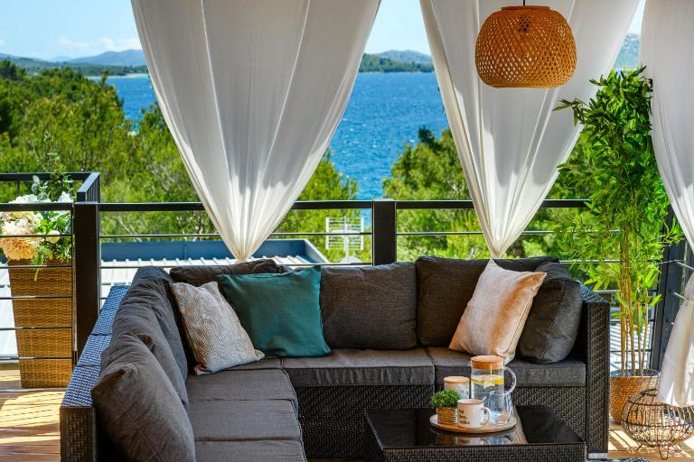 Aurora - luxury mobile house with sundeck - B&B Drage