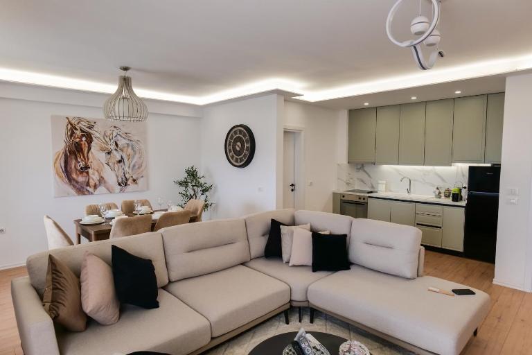 Xhejn's Apartament 23 - B&B Durrës