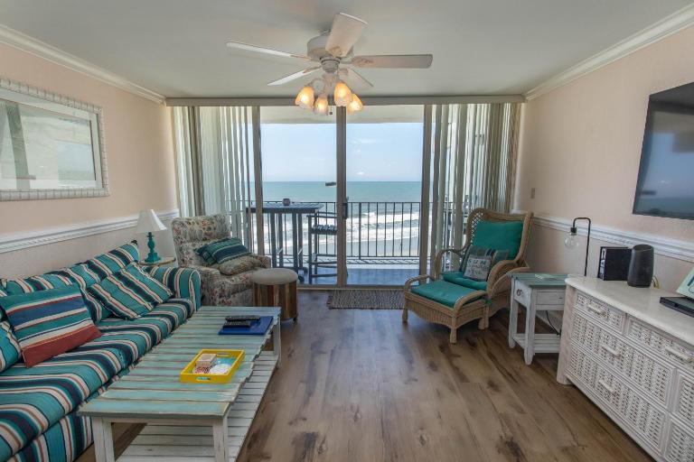 ROYAL GARDEN RESORT 401 condo - B&B Myrtle Beach