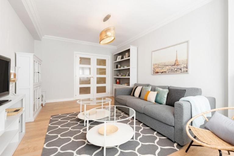 Bright Luxury W Parking - Madrid - B&B Madrid
