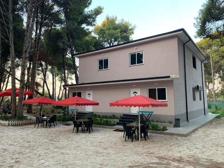 Vila Topi - Bed and Breakfast Vlorë
