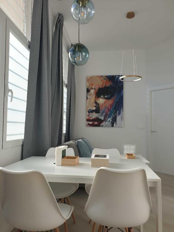 Apartamento luminoso zona Ascao - B&B Madrid