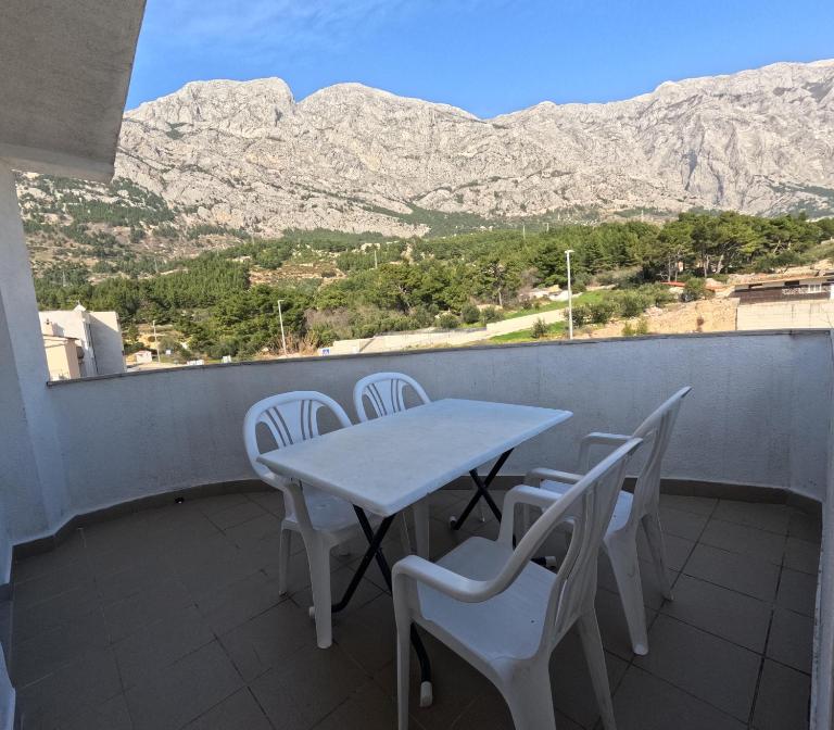 Marinela-Baška Voda - B&B Baška Voda