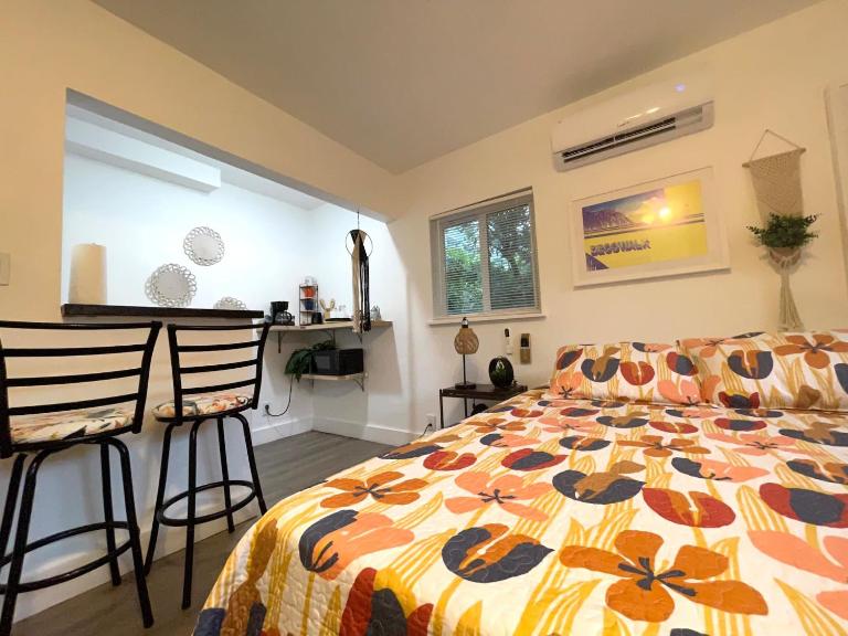 Tropical Paradise in Miracle Mile with Parking - B&B Miami