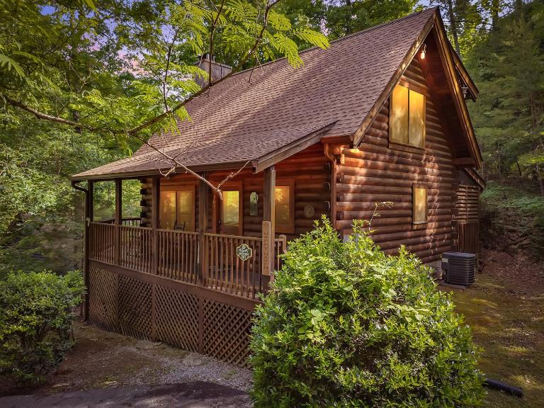 ER251 - Happy Haven - Great Location and Close to all the Attractions! cabin - Bed and Breakfast Pigeon Forge