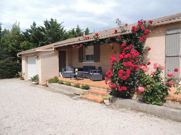 Villa au calme - Bed and Breakfast Eyguières
