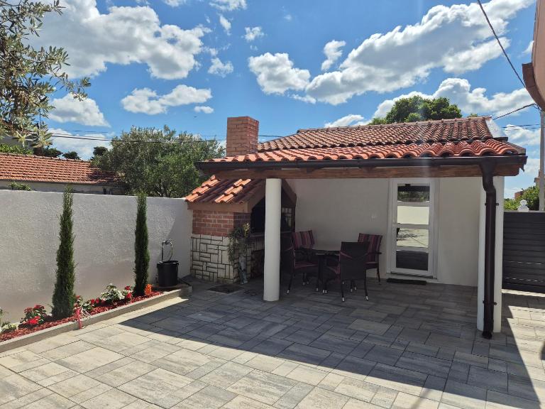 Apartment Bailando - Private Parking & Grill - B&B Zara