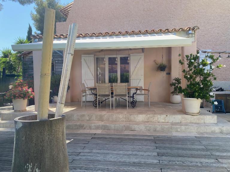 studio avec grand jardin - B&B La Ciotat