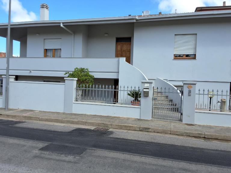 Il Parco IUN R1207 - Appartamenti con ingresso indipedente - Chambres d'hôtes Santa Giusta