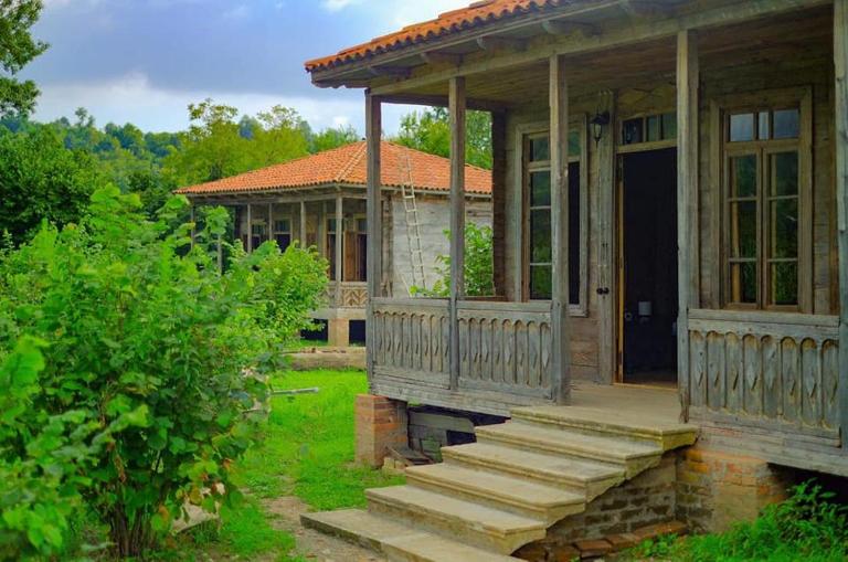 Thea's Ethnographic Guest House - B&B Napichkhovo