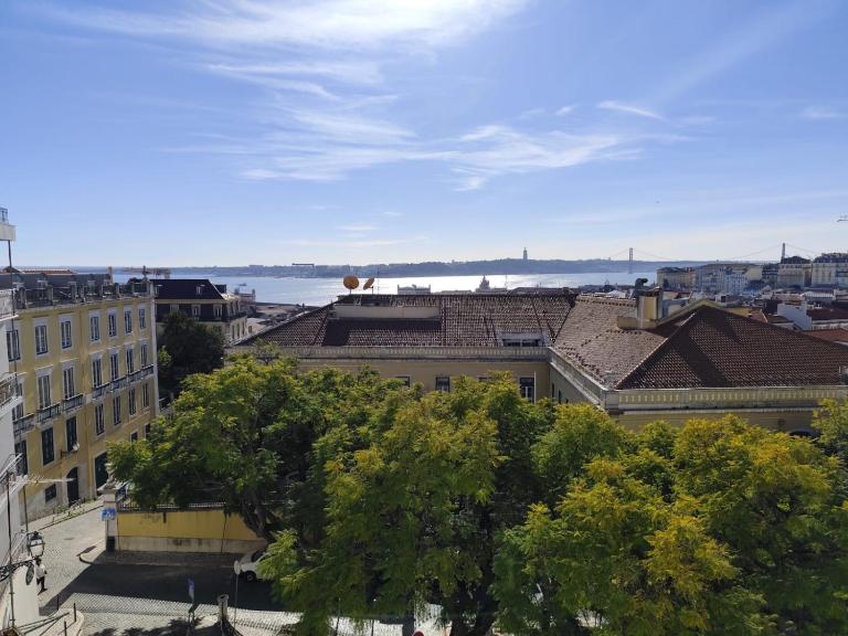 Hugo's Panoramic Duplex - Chambres d'hôtes Lisbonne