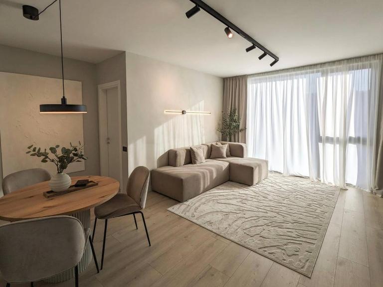 Bonjour modern apartment - Parking, Kingsize bed - Ferienwohnung Klausenburg