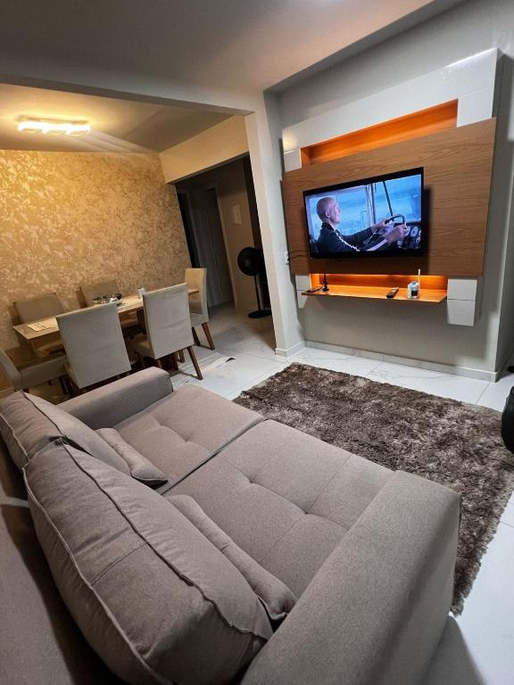 Apartamento em Frente ao Shopping Itaguaçu - B&B São José