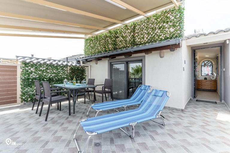 Four 4Season - Beach Access & Amazing View Retreat in Nea Makri - B&B Vraná