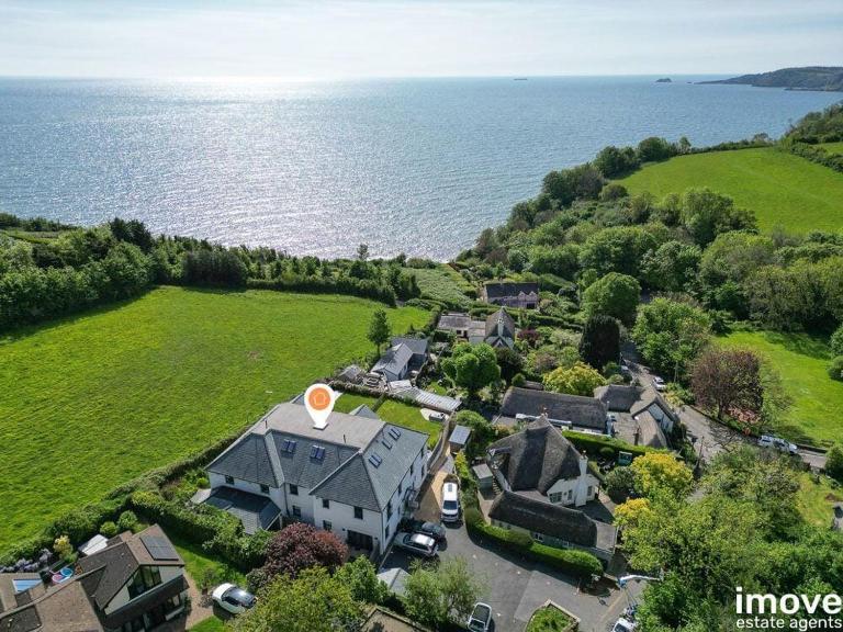 Oystercatcher number 6 , 2 bedrooms maidencombe village - B&B Torquay