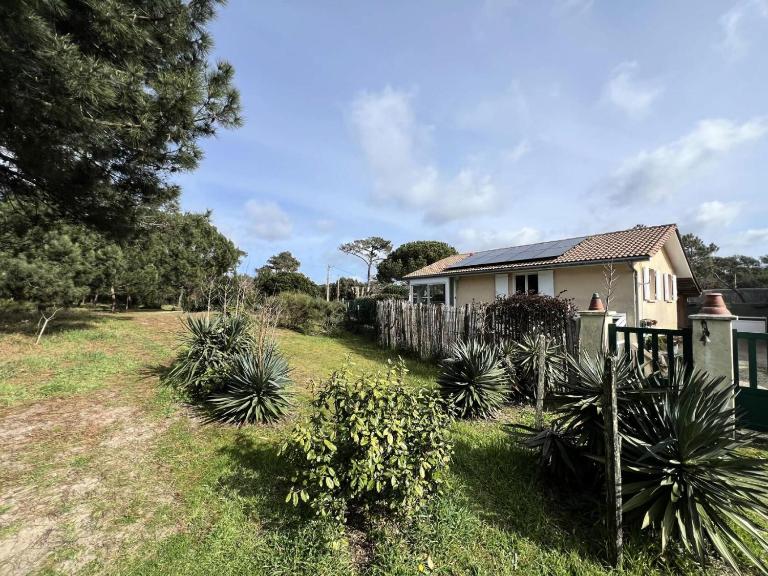 Résidence 058-montalivet - 058 - Petit coin paisible à côté des pins et à 200m de l'Océan MAE-4871 - B&B Vendays-Montalivet
