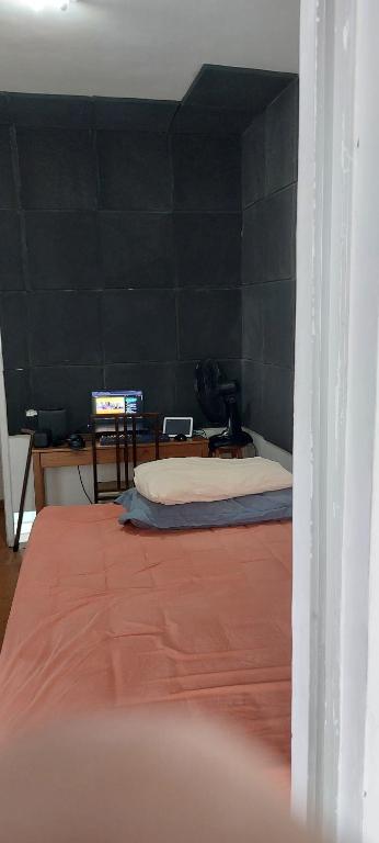 Quarto e Banheiro Exclusivos Barra da Tijuca em Apartamento Compartilhado - B&B Rio de Janeiro