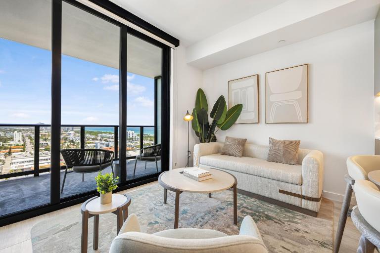 Luxury Escape At 72 Park - B&B Miami Beach