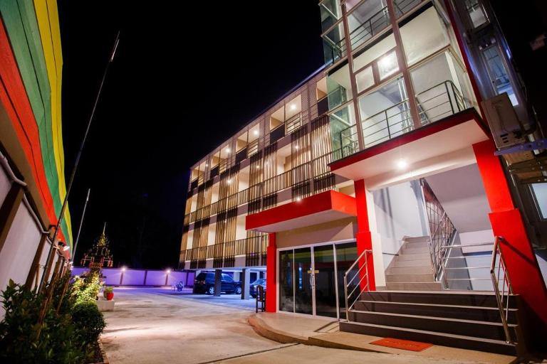 Smile Place Hotel Chiang Rai - Bed and Breakfast Chiang Rai