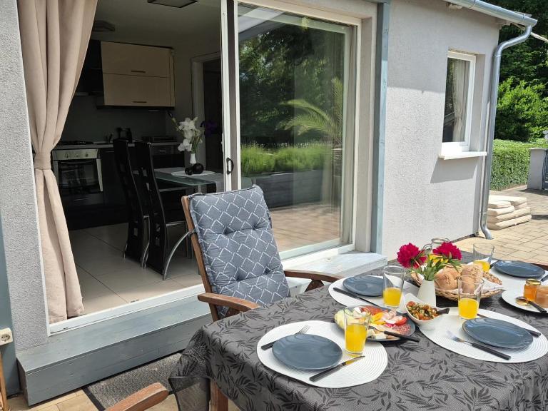 Coco-lak Vendégház - Ferienwohnung Ödenburg