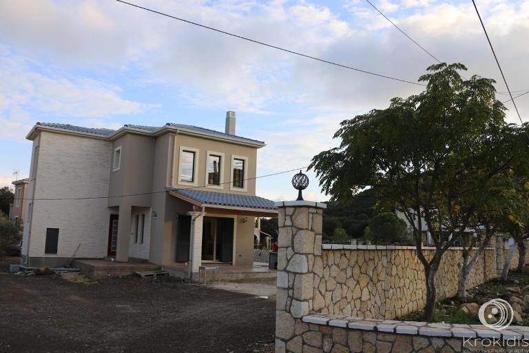 The mountain villa of Eleftheria - B&B Aleimmatádes