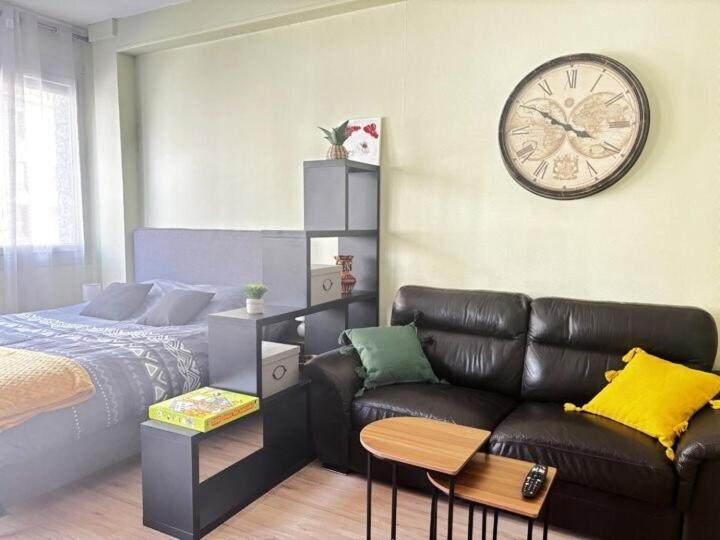 Joli studio hypercentral - B&B Saint-Claude