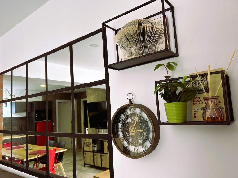 Ohana Apartamentos Mérida - Centro - Parking Gratis - Pet Friendly - Todo a Pie - Espacios Exclusivos - Chambres d'hôtes Mérida