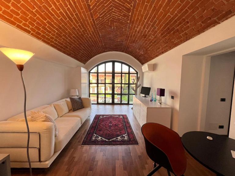 September Suite Dimora di Lusso in Centro Storico Novara - Ferienwohnung Novara
