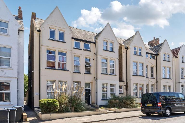 Number 5 - B&B Margate