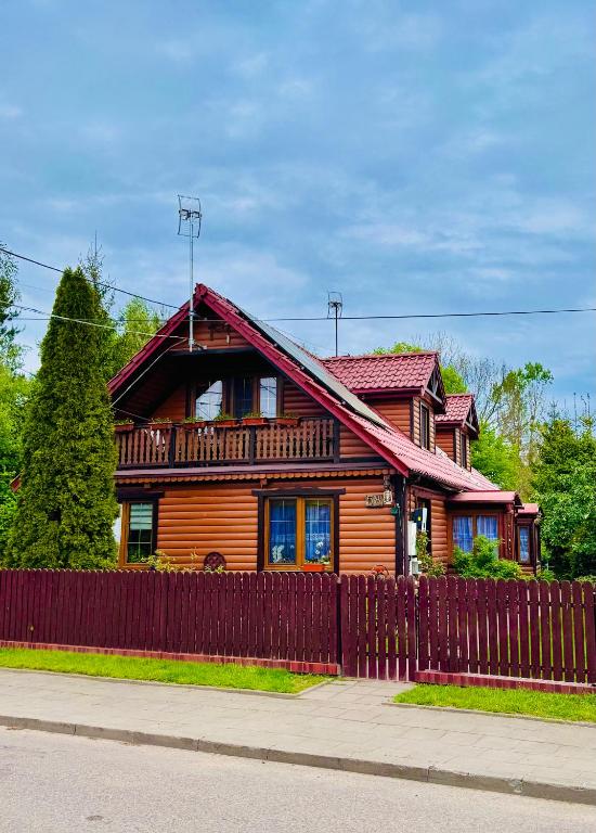 Domek Jaskółka - B&B Białowieża