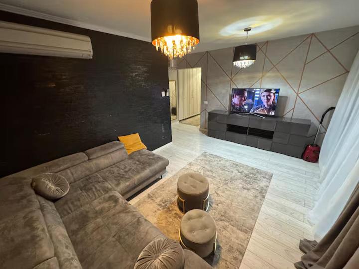0112 Conest Grand Residence - B&B Iași