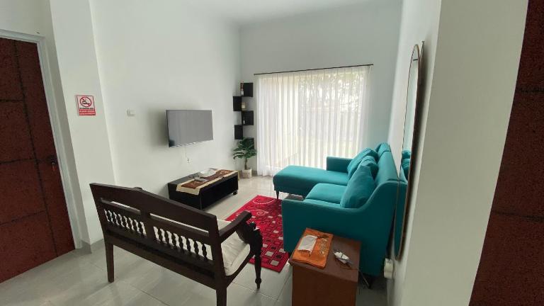 Asaan Homestay - B&B Ciburial