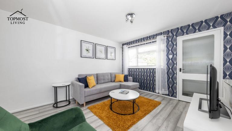 Executive One Bedroom Maisonette - Garden Access & Free Parking - Prime Location - Ferienwohnung Luton