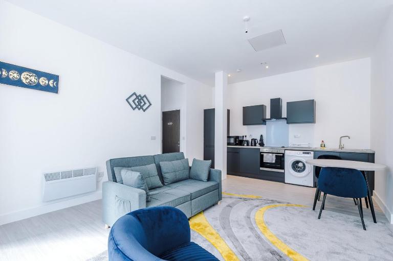 Cohost Partners Cozy Stay Heart of Warrington - B&B Warrington