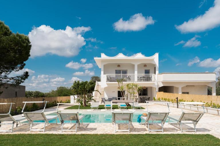 Villa Green life con piscina - internet Starlink - B&B San Vito dei Normanni