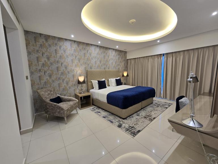 Quill Residence at Paramount Towers 3 BR Creek View - B&B Dubai
