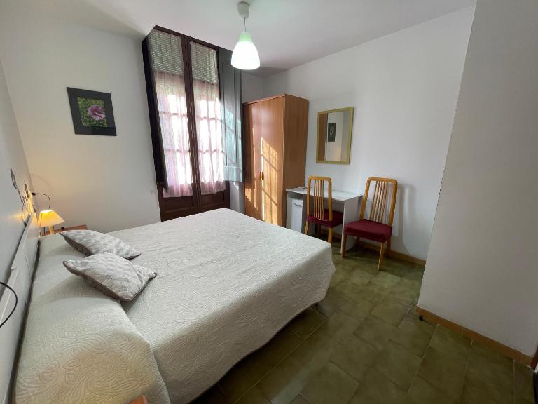 Pensión Borràs - B&B Girona