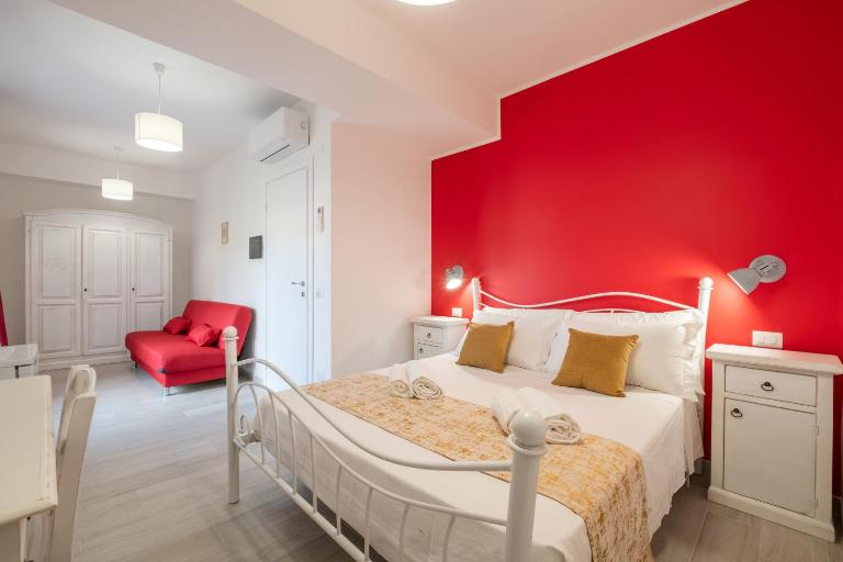 Sa Domu Colorada- Eleganza e comfort nel centro di Villasimius - Ferienwohnung Villasimius