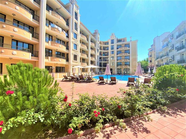 Flora Beach Resort apartment free parking - B&B Pomorie