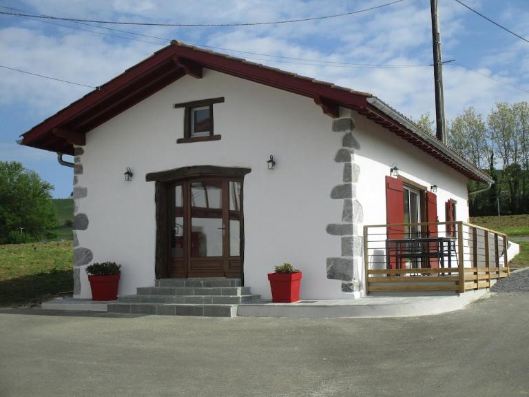 Maisonnette indépendante pour 4 personnes - PMR - Bed and Breakfast Isturits