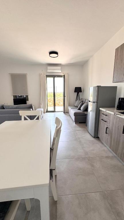 Aroniadika rooms 4 - B&B Cythera