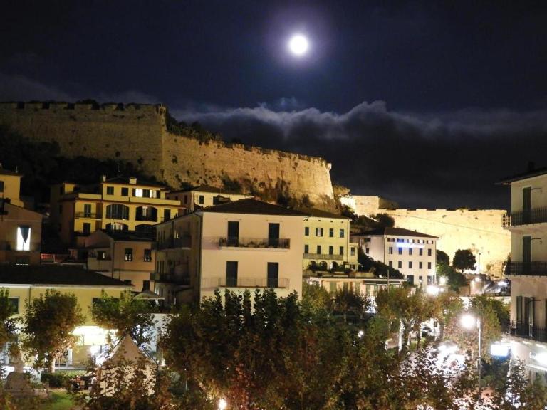 Appartamenti Luna Blu - Bed and Breakfast Portoferraio