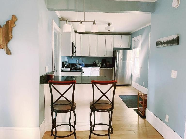 Cozy 1Br Apt - B&B Bangor