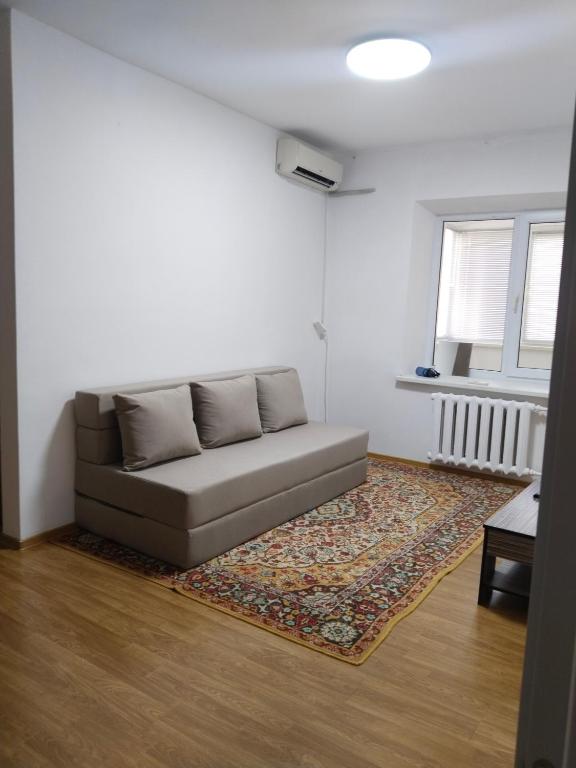 На площади - B&B Qyzylorda