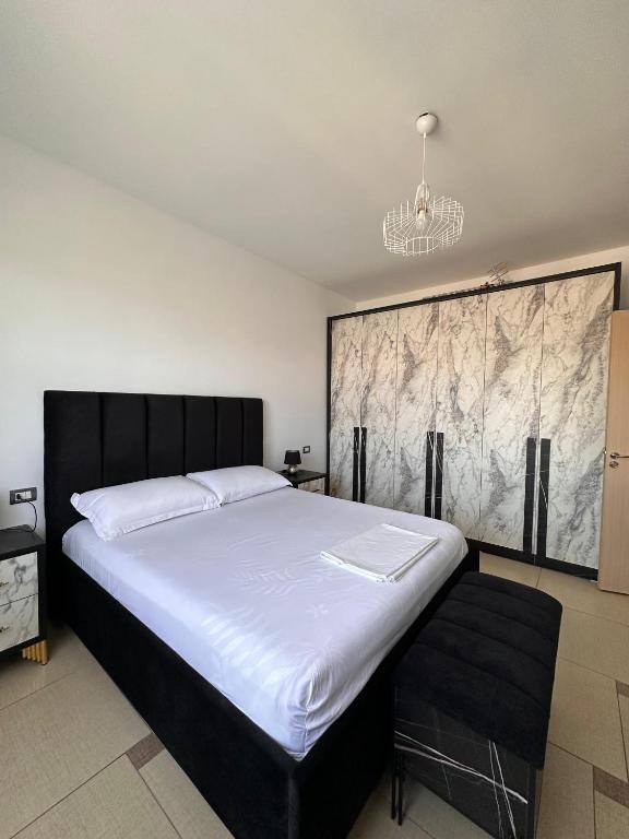 Xh&S Apartament - B&B Durazzo