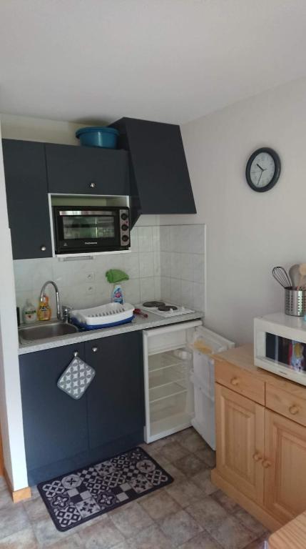 Edelweiss, Studio 5 pers, balcon sud est, vue sur les montagnes - B&B Le Biot